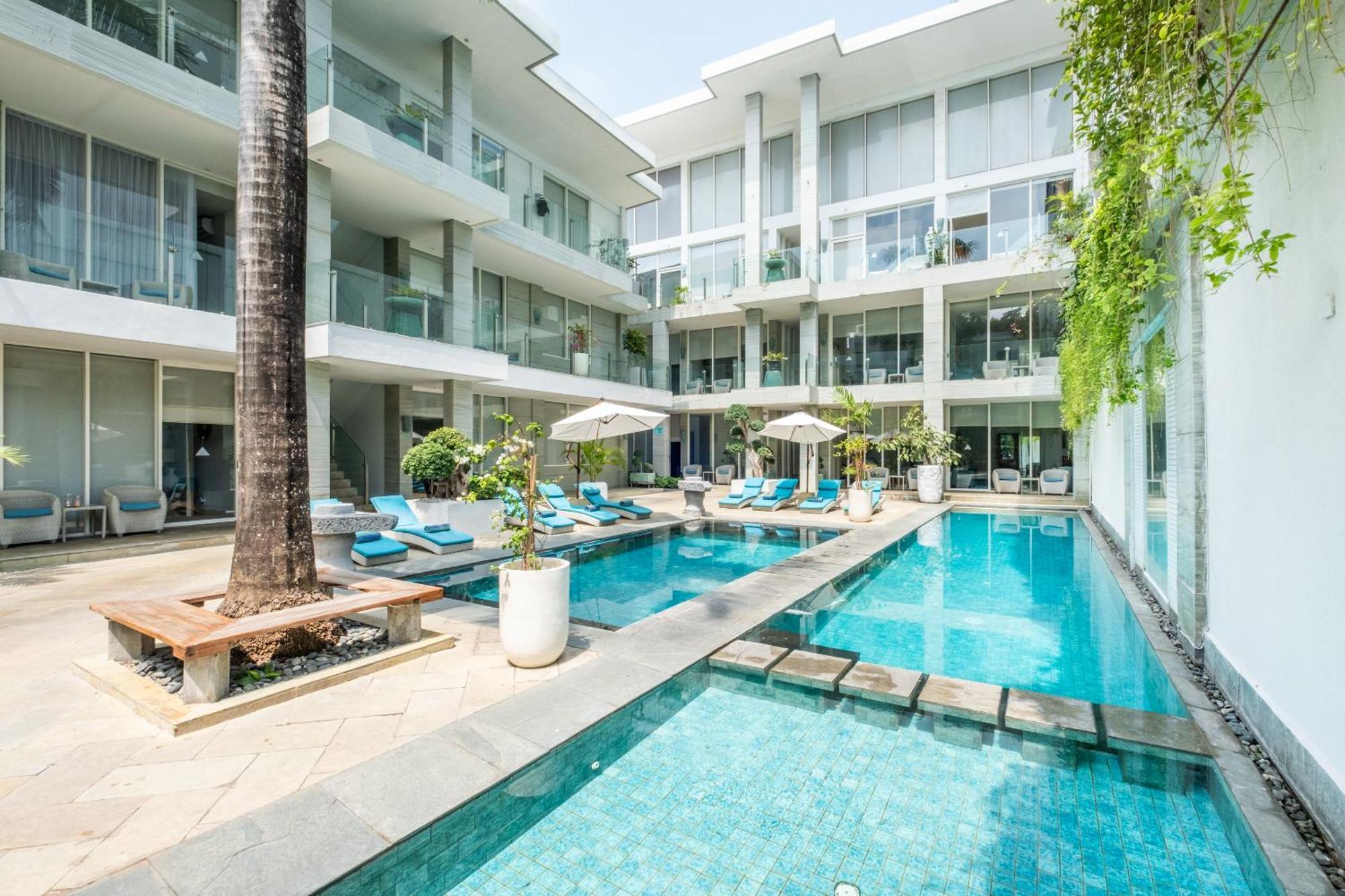 Aq-Va Hotel & Villas Seminyak Легиан Экстерьер фото