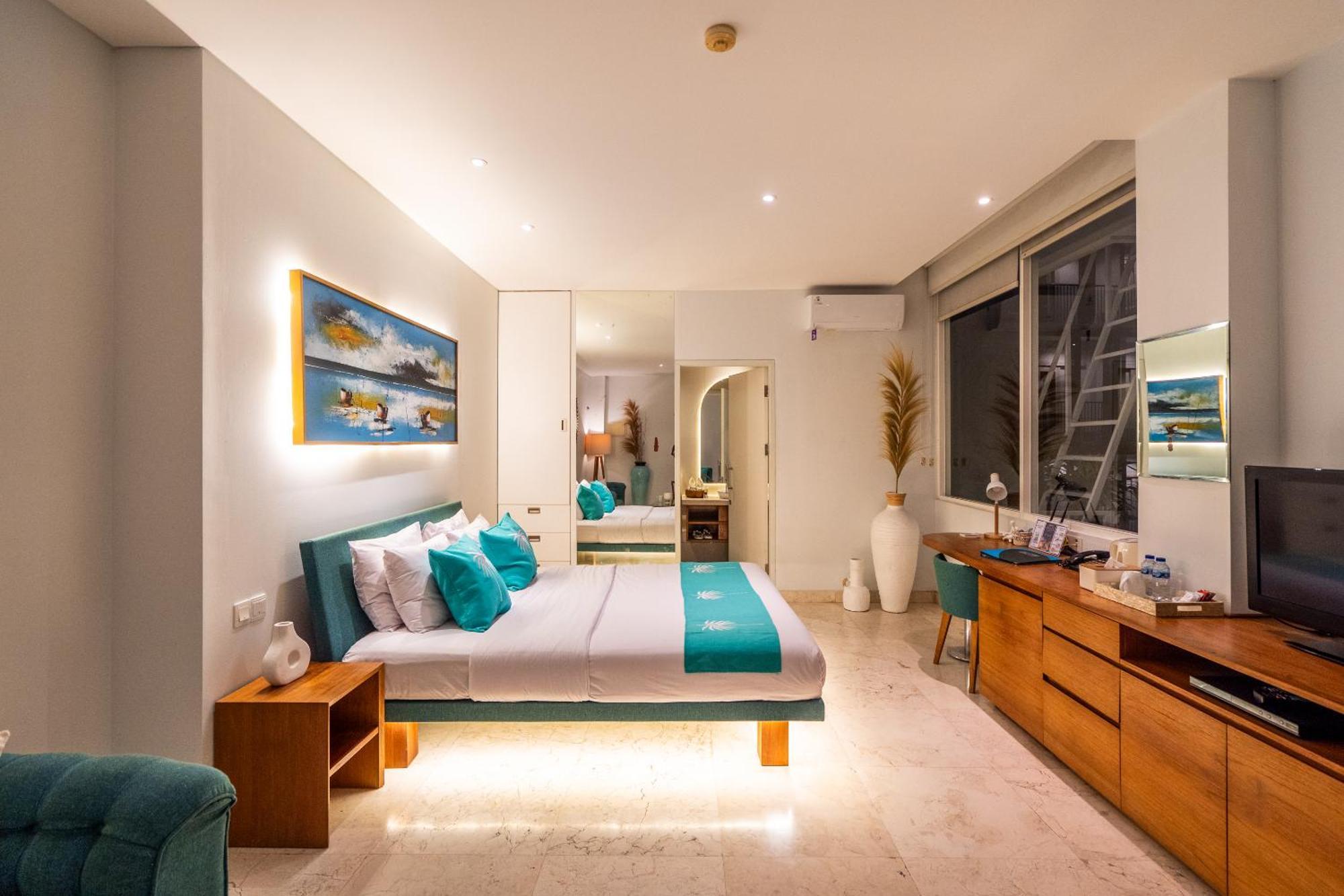 Aq-Va Hotel & Villas Seminyak Легиан Экстерьер фото
