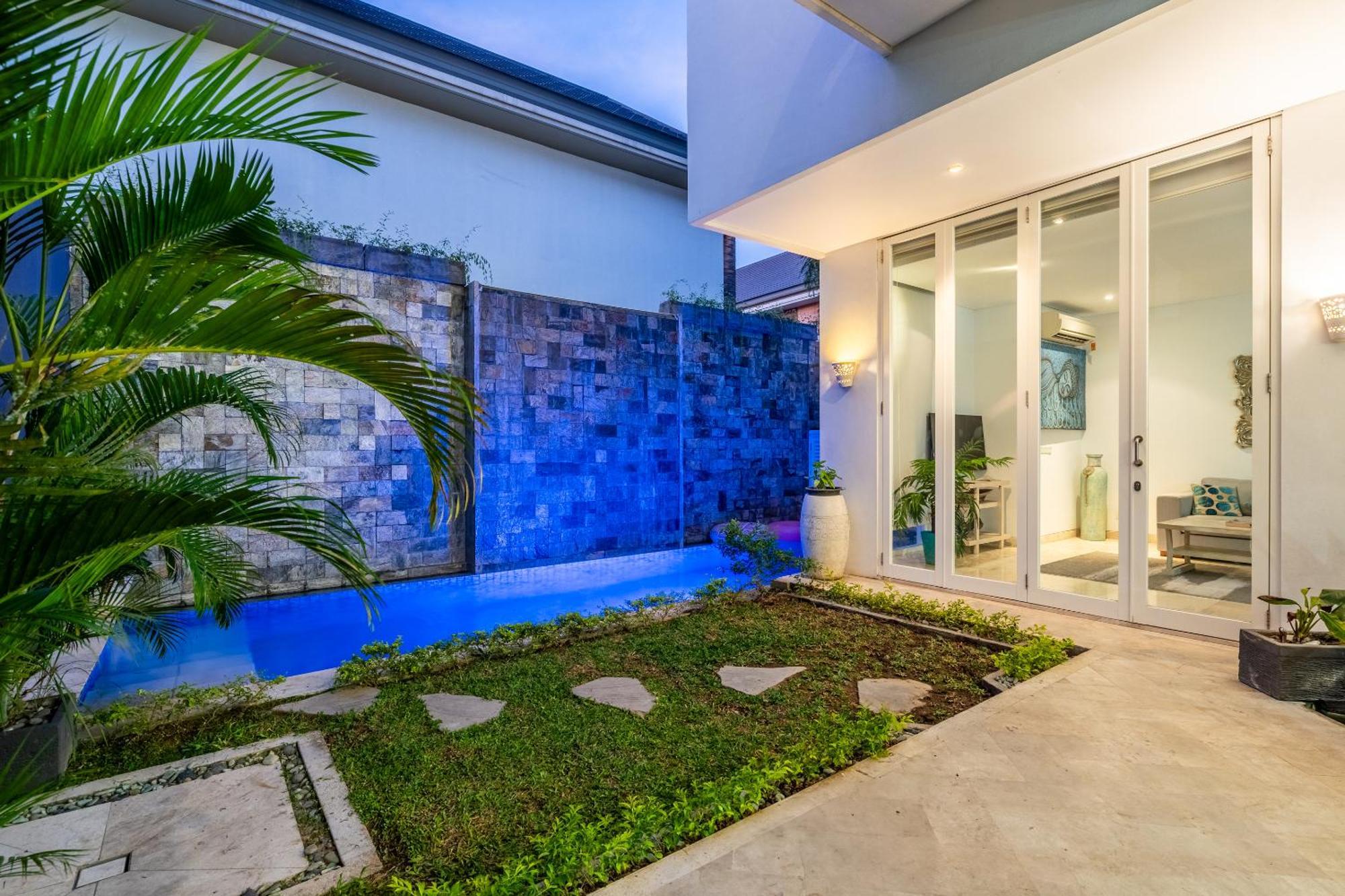 Aq-Va Hotel & Villas Seminyak Легиан Экстерьер фото