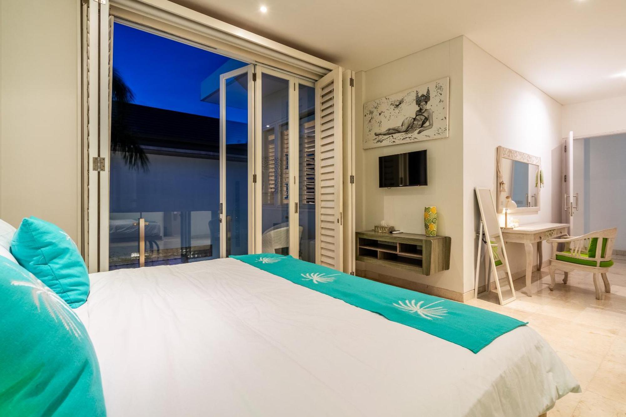 Aq-Va Hotel & Villas Seminyak Легиан Экстерьер фото