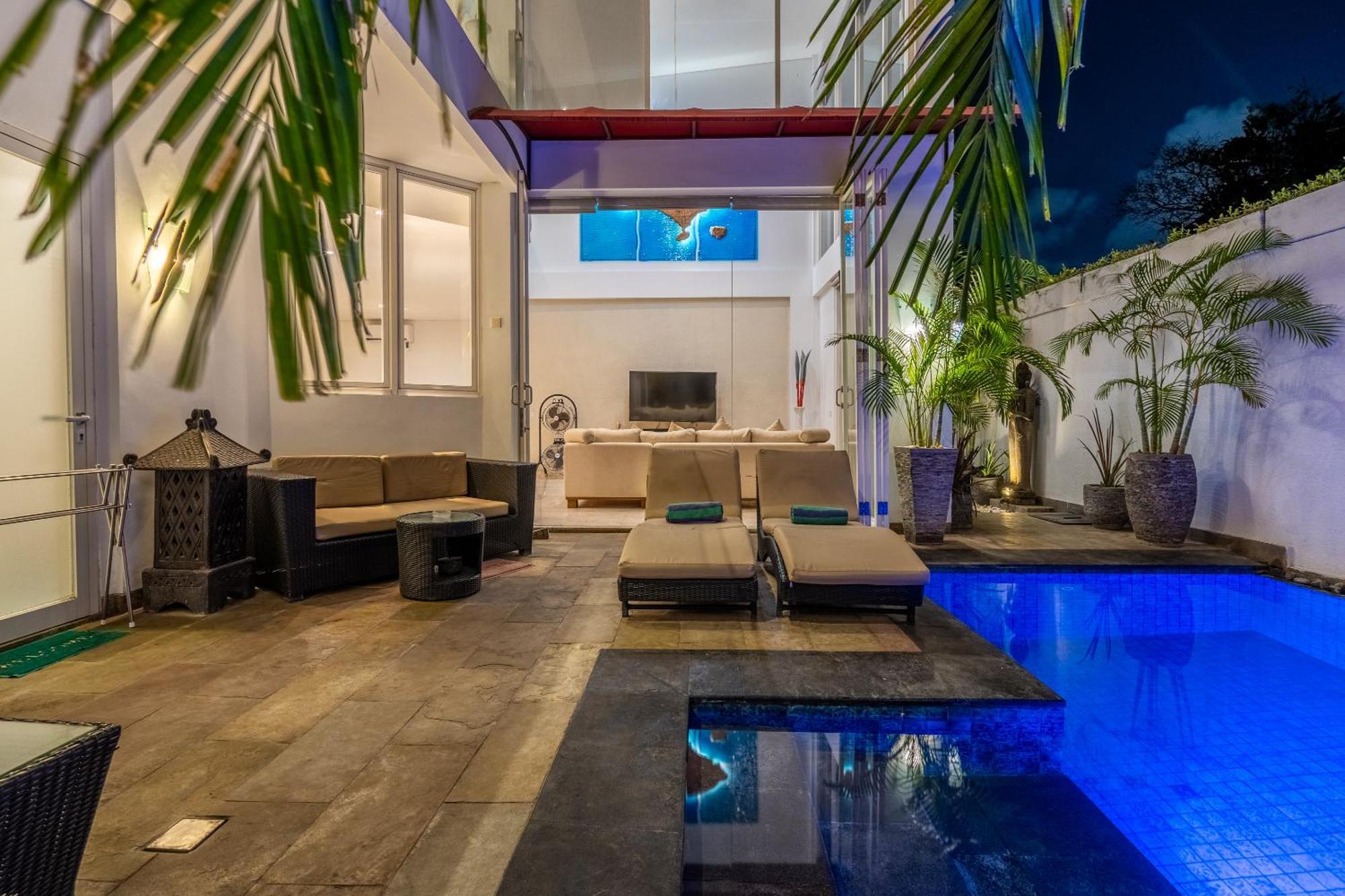 Aq-Va Hotel & Villas Seminyak Легиан Экстерьер фото